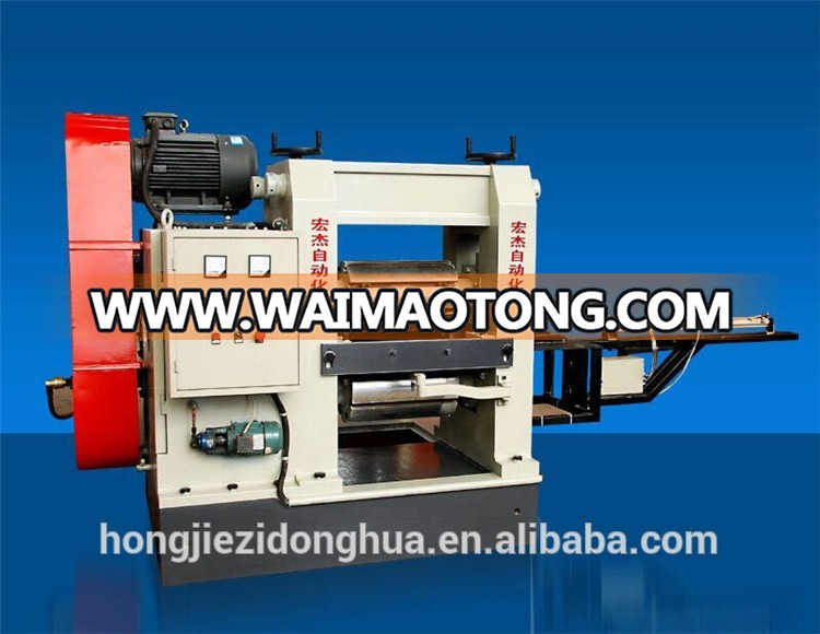 Cross wedge rolling mill